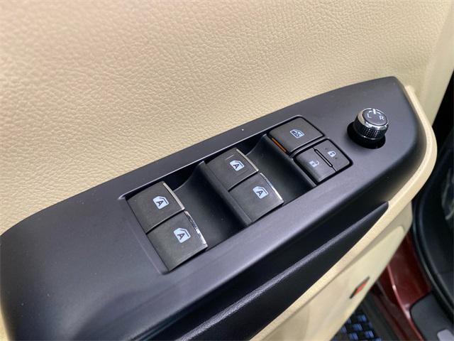 used 2015 Toyota Highlander car, priced at $19,960