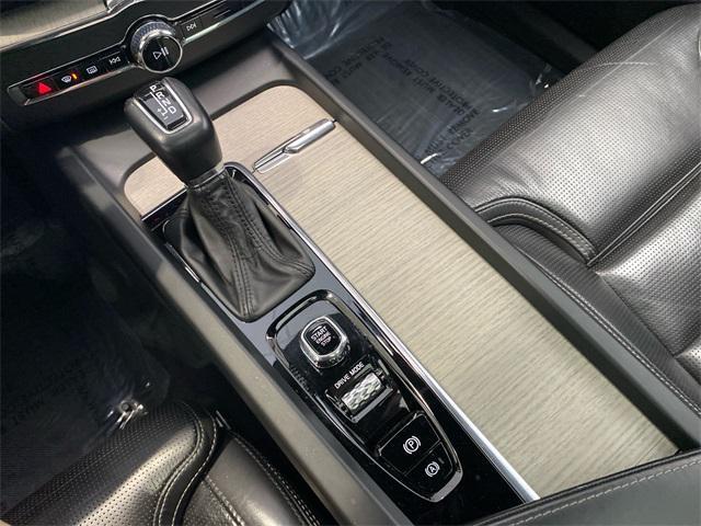 used 2020 Volvo XC60 car, priced at $22,969