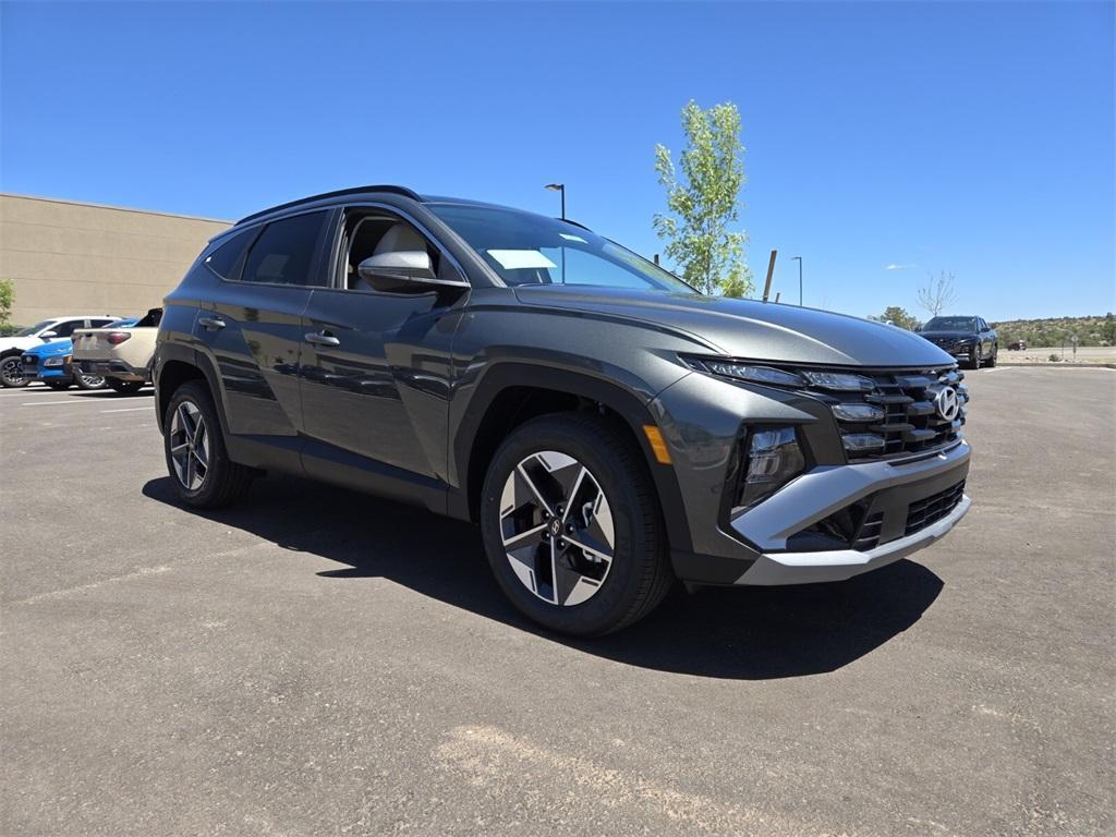 new 2025 Hyundai TUCSON Hybrid car, priced at $35,907