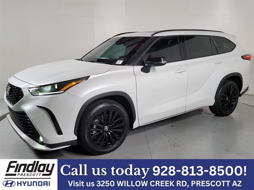 used 2023 Toyota Highlander car, priced at $40,990