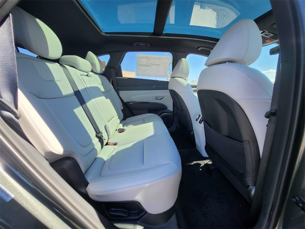 new 2025 Hyundai TUCSON Hybrid car, priced at $38,517