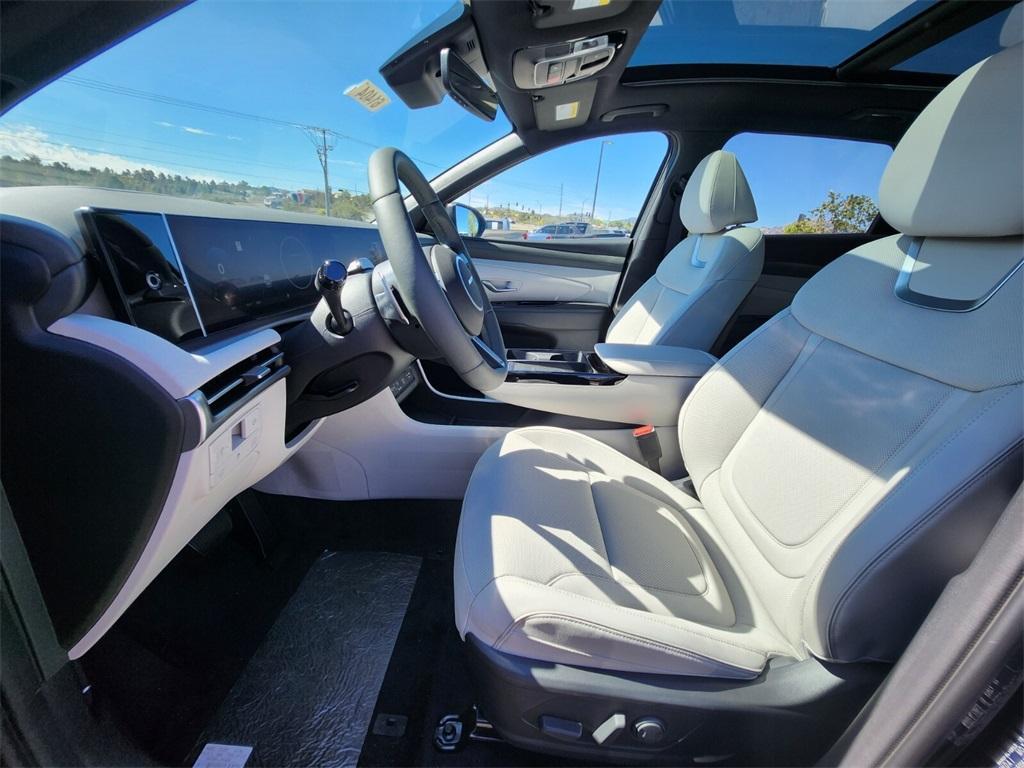 new 2025 Hyundai TUCSON Hybrid car, priced at $38,517