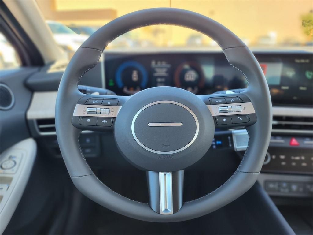 new 2025 Hyundai Sonata Hybrid car, priced at $29,879