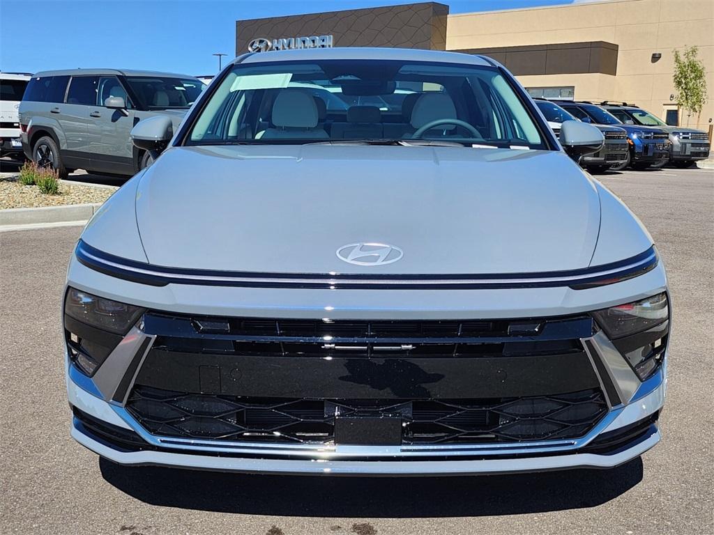 new 2025 Hyundai Sonata Hybrid car, priced at $29,879