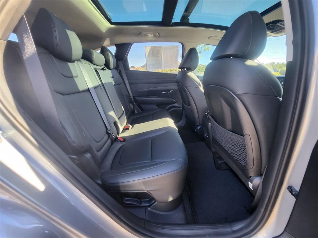 used 2025 Hyundai TUCSON Hybrid car, priced at $32,846