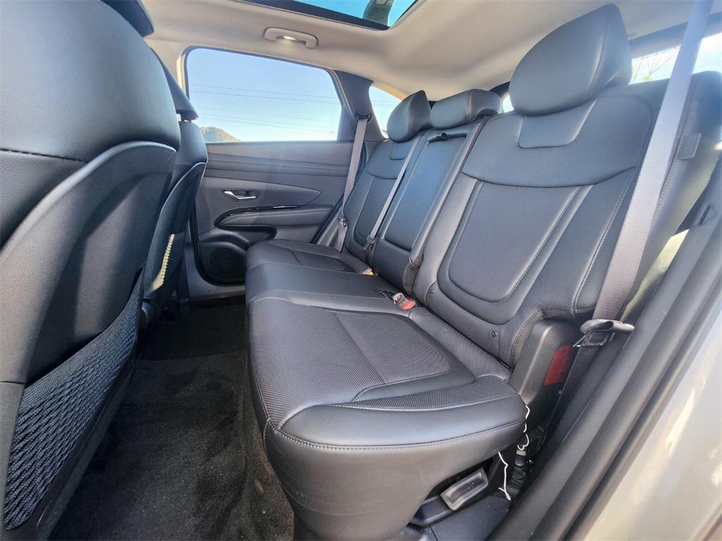 new 2025 Hyundai TUCSON Hybrid car, priced at $36,579