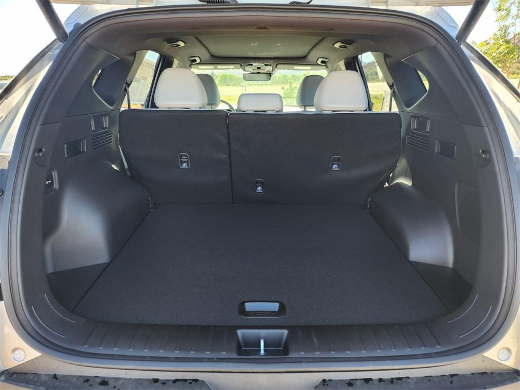 new 2025 Hyundai TUCSON Hybrid car, priced at $38,881