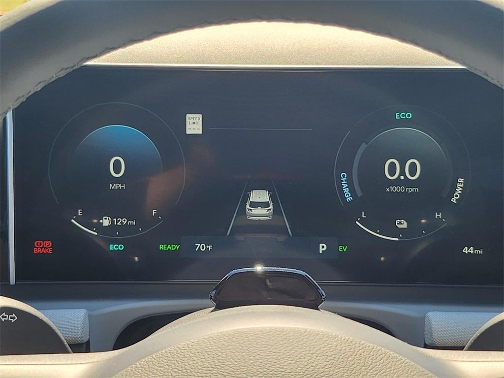 new 2025 Hyundai TUCSON Hybrid car, priced at $38,881