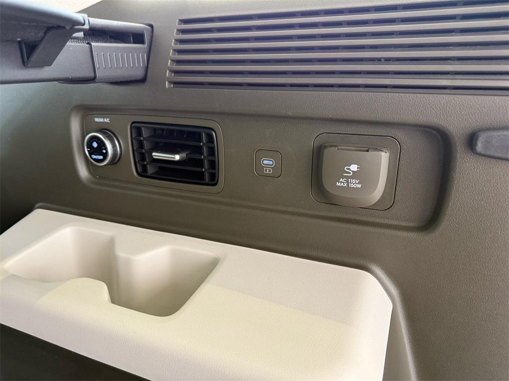 new 2025 Hyundai SANTA FE HEV car, priced at $48,793