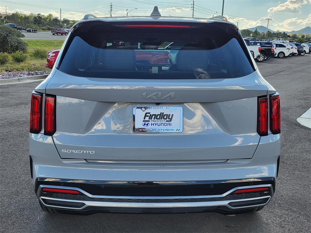 used 2023 Kia Sorento car, priced at $29,528