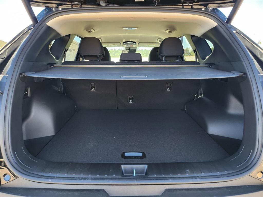 new 2025 Hyundai TUCSON Hybrid car, priced at $32,486