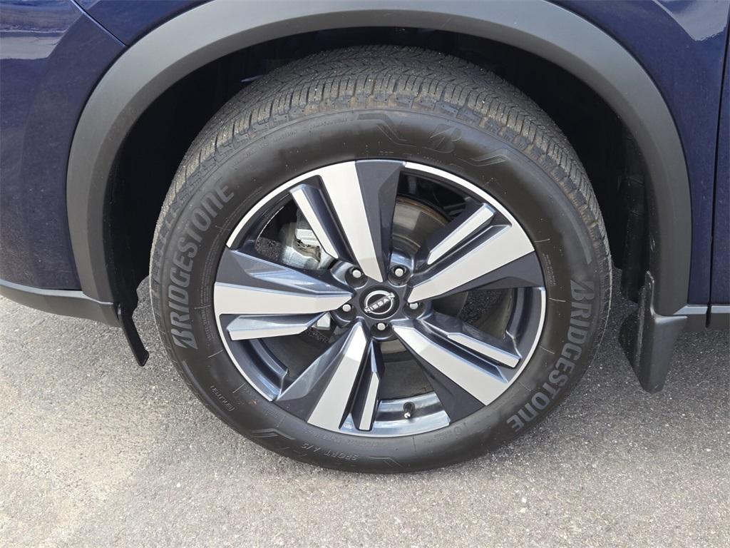 used 2024 Nissan Rogue car, priced at $27,778