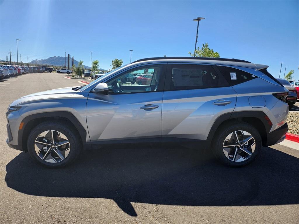 new 2025 Hyundai TUCSON Hybrid car, priced at $35,907