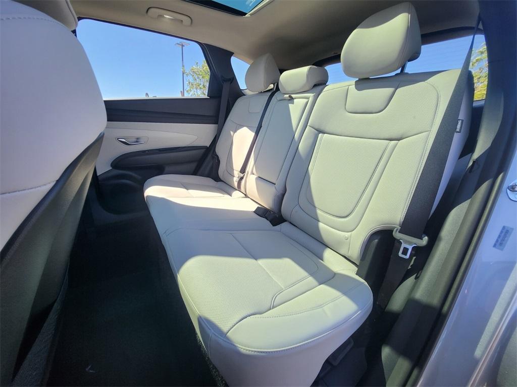 new 2025 Hyundai TUCSON Hybrid car, priced at $35,907
