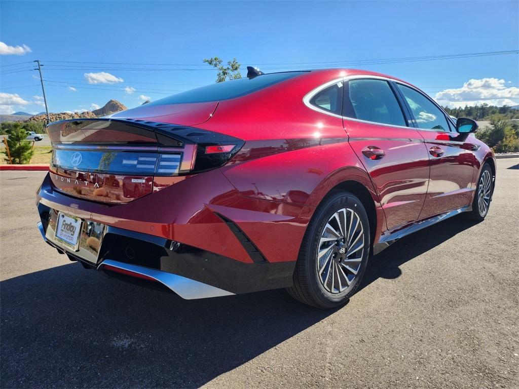 new 2025 Hyundai Sonata Hybrid car, priced at $36,693