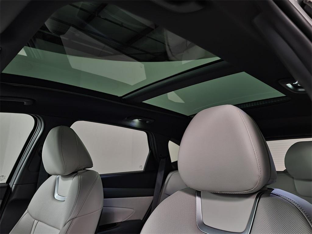 new 2025 Hyundai Tucson car, priced at $39,117