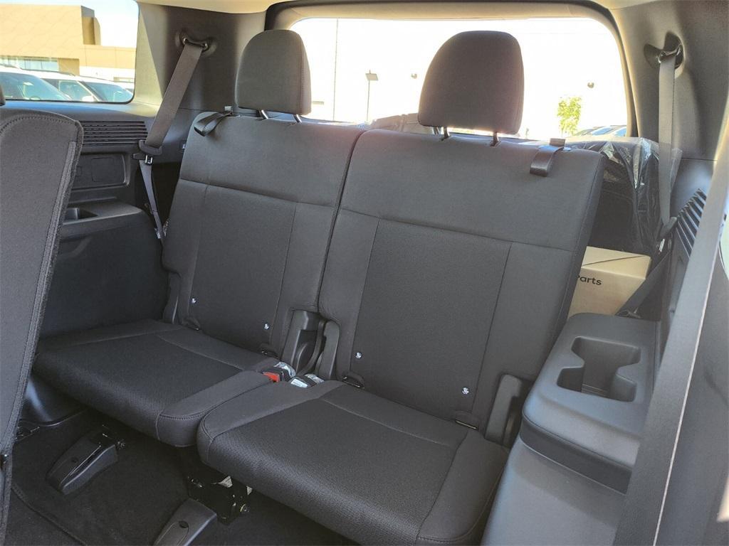 new 2026 Hyundai SANTA FE HEV car, priced at $35,891