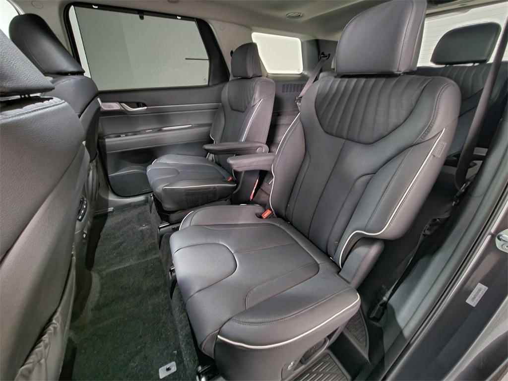 new 2025 Hyundai Palisade car, priced at $50,020