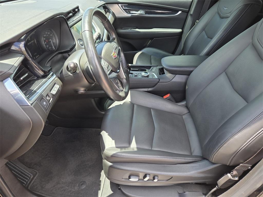 used 2021 Cadillac XT5 car, priced at $27,807