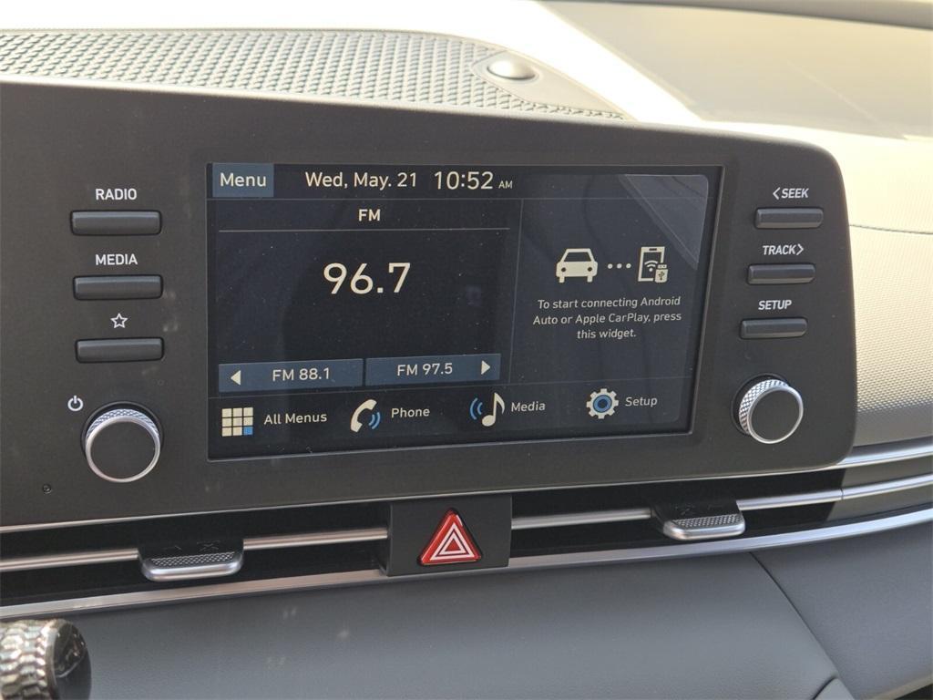 new 2025 Hyundai Elantra car