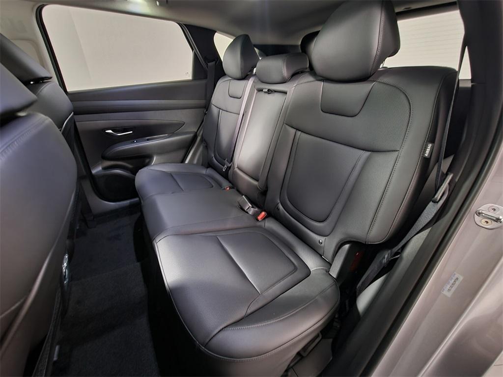 new 2025 Hyundai TUCSON Hybrid car, priced at $35,600