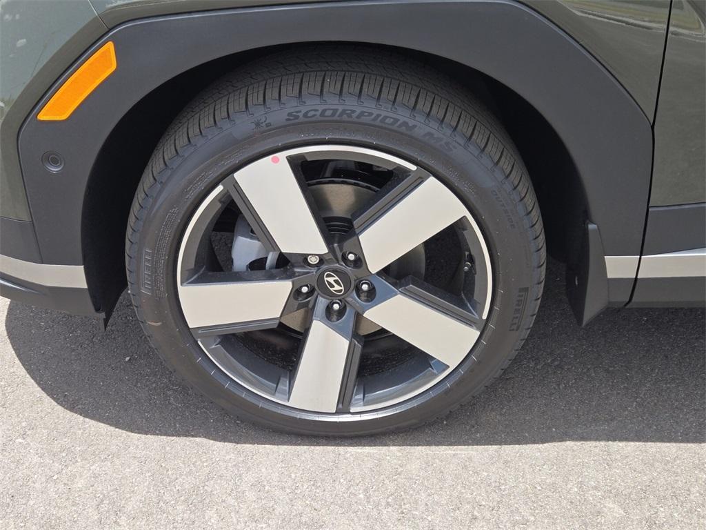 new 2025 Hyundai SANTA FE HEV car, priced at $45,711