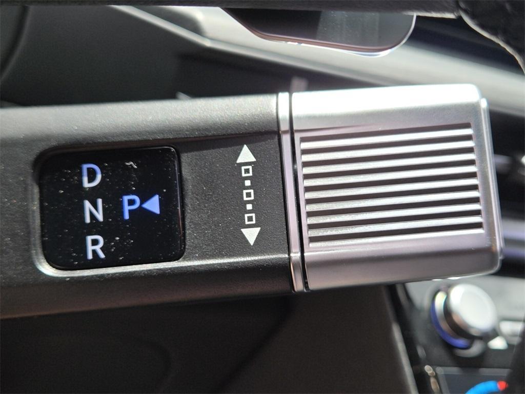 new 2025 Hyundai SANTA FE HEV car, priced at $45,711