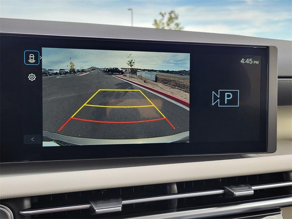 new 2026 Hyundai TUCSON Hybrid car, priced at $32,532