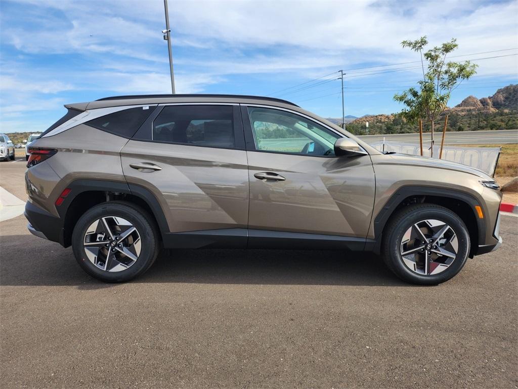new 2026 Hyundai TUCSON Hybrid car, priced at $32,532