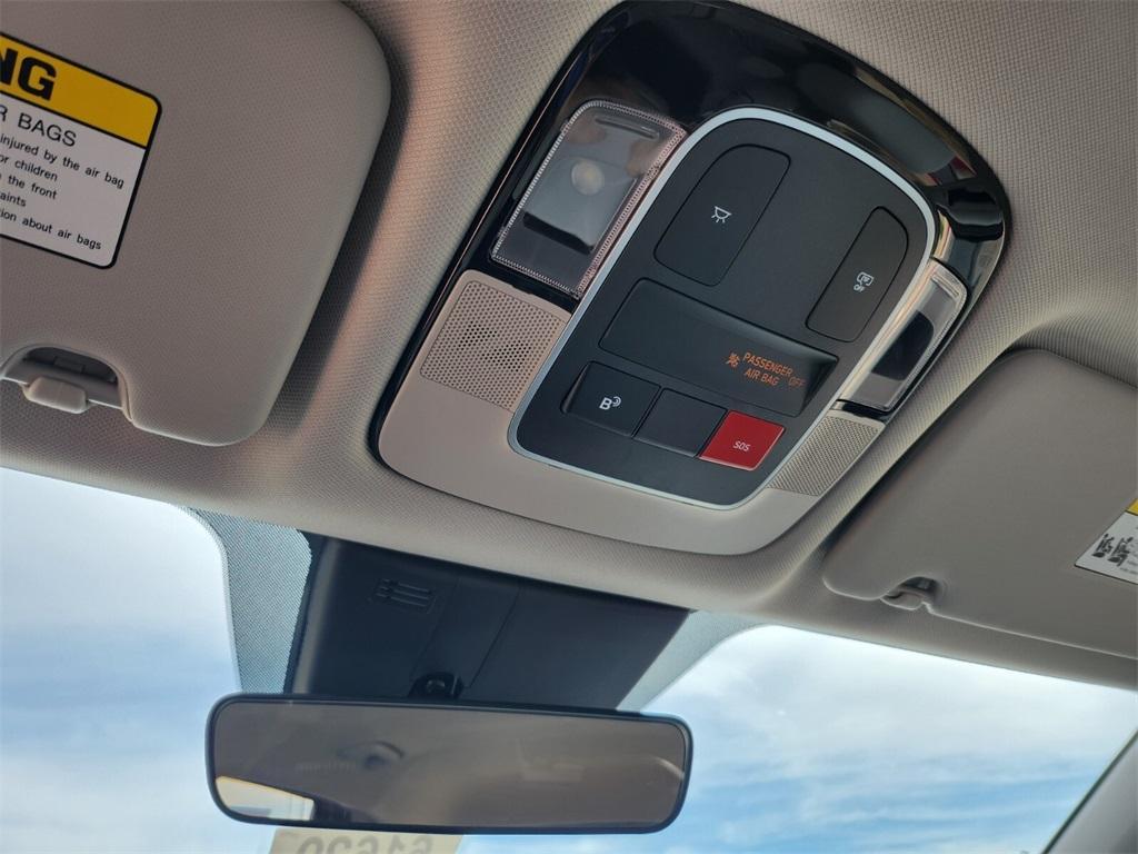 new 2026 Hyundai TUCSON Hybrid car, priced at $32,532