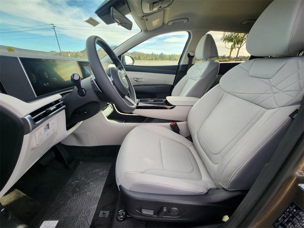 new 2026 Hyundai TUCSON Hybrid car, priced at $32,532
