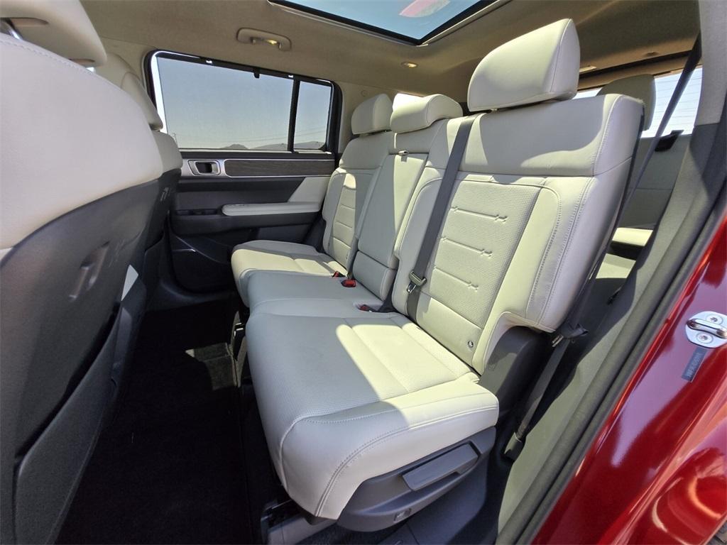 used 2025 Hyundai SANTA FE HEV car, priced at $43,230