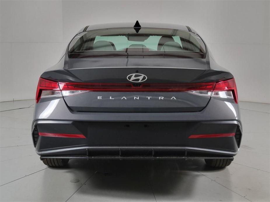 new 2024 Hyundai Elantra car, priced at $27,085