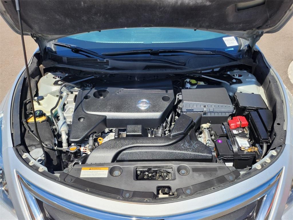 used 2013 Nissan Altima car, priced at $7,704