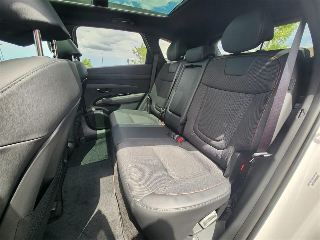 new 2025 Hyundai TUCSON Hybrid car, priced at $38,749