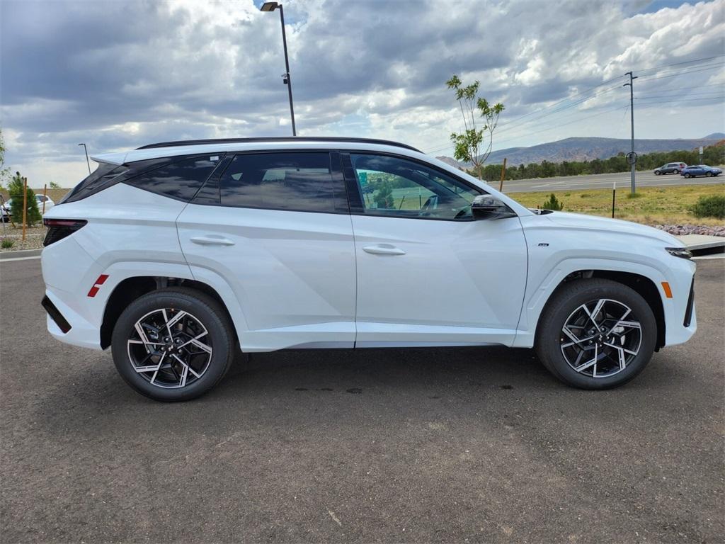 new 2025 Hyundai TUCSON Hybrid car, priced at $38,749