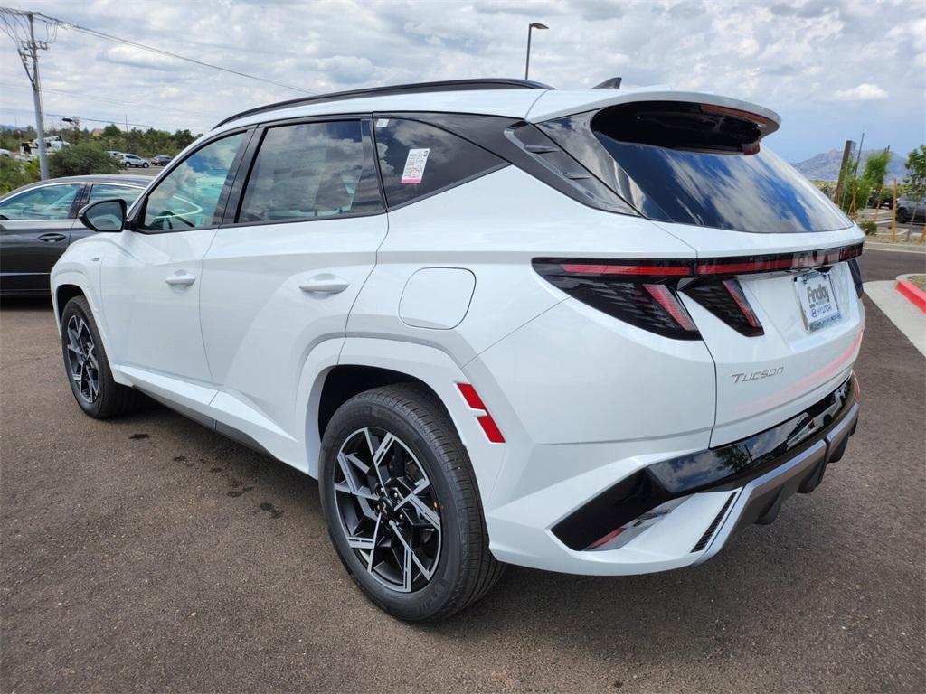 new 2025 Hyundai TUCSON Hybrid car, priced at $38,749