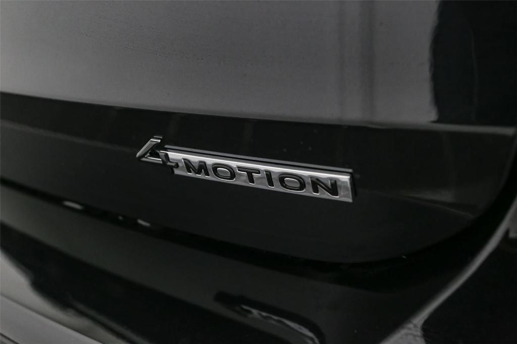 new 2025 Volkswagen Taos car, priced at $31,877