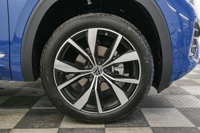 new 2025 Volkswagen Atlas car, priced at $52,184