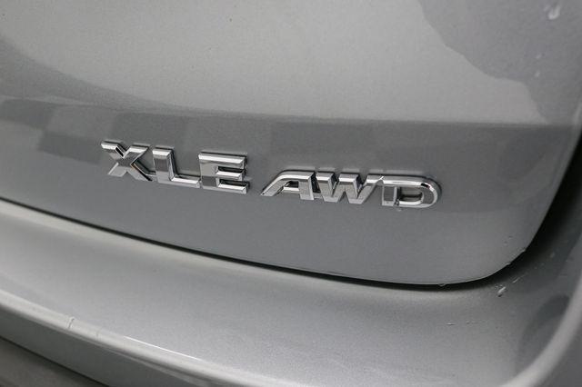 used 2019 Toyota Highlander car, priced at $25,593