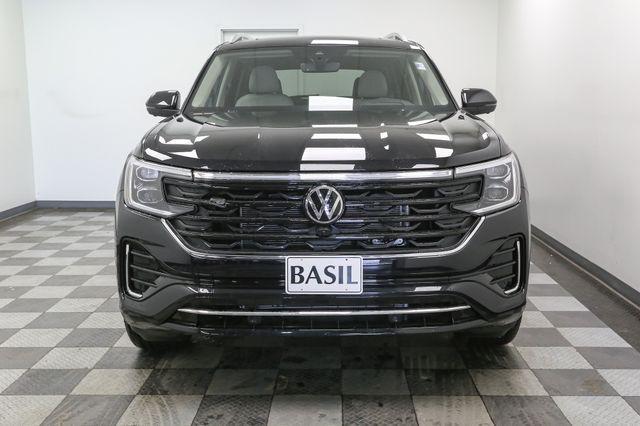 new 2025 Volkswagen Atlas car, priced at $52,616