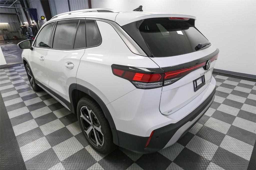 new 2025 Volkswagen Tiguan car, priced at $35,030