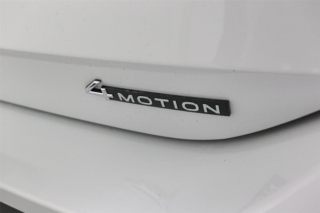 new 2025 Volkswagen Tiguan car, priced at $35,030