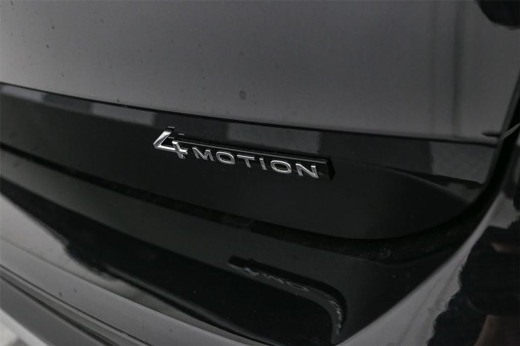 new 2025 Volkswagen Taos car, priced at $28,862