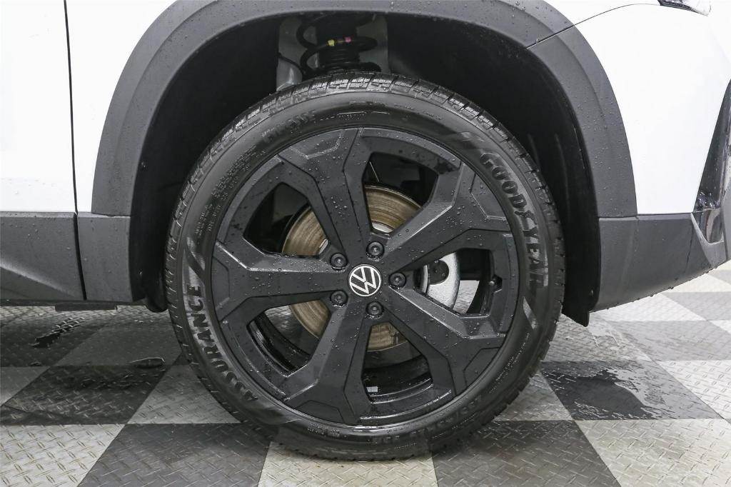 new 2025 Volkswagen Taos car, priced at $30,875