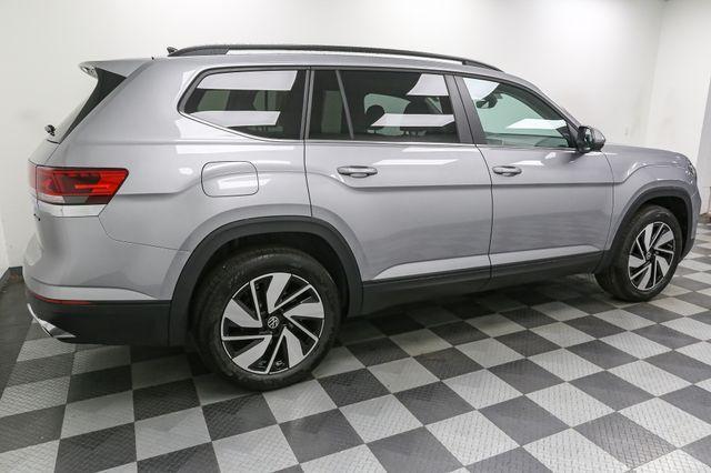 new 2025 Volkswagen Atlas car, priced at $42,315