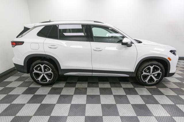 new 2025 Volkswagen Tiguan car, priced at $34,011
