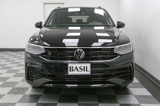 new 2024 Volkswagen Tiguan car, priced at $35,111