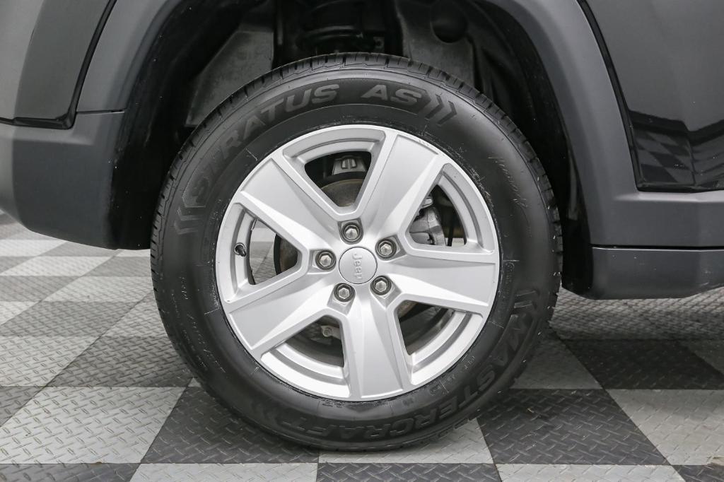 used 2022 Jeep Compass car, priced at $20,225