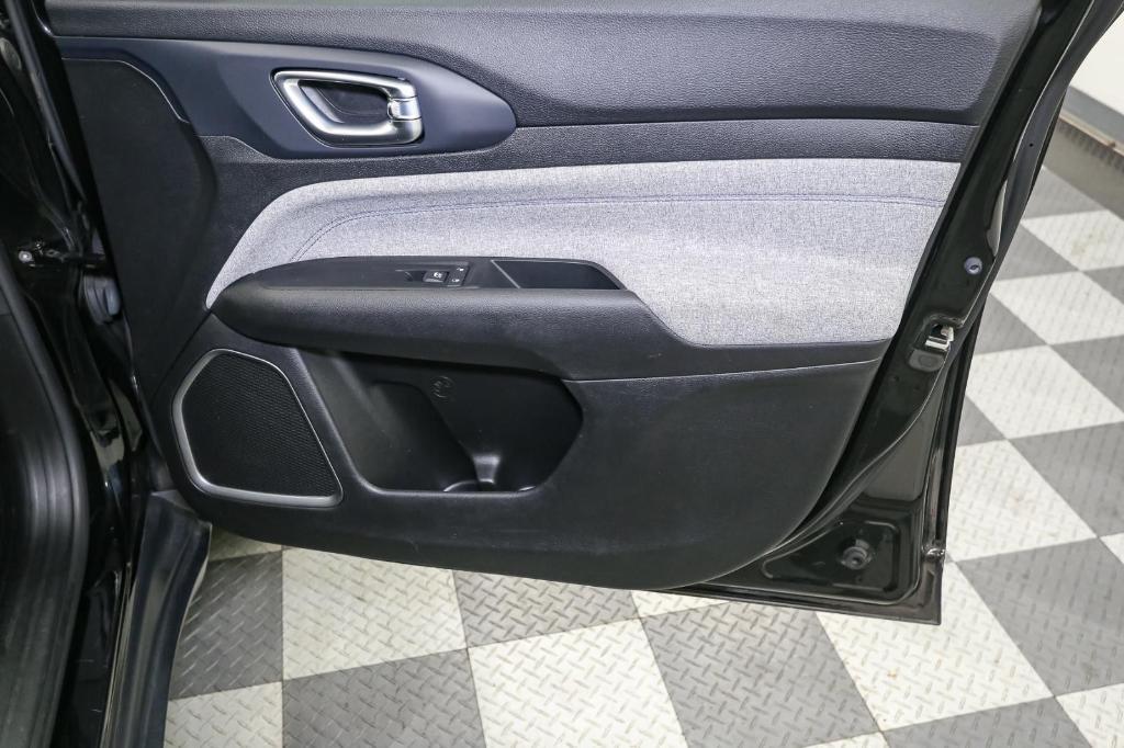 used 2022 Jeep Compass car, priced at $20,225